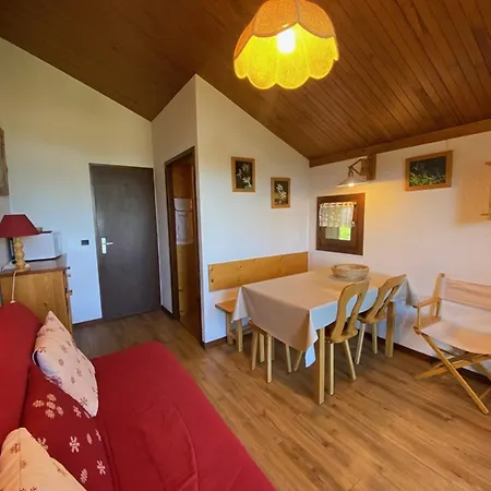 דירה 5 Personnes Proche Pistes Et Commerces - Fr-1-733-50 *