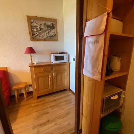 5 Personnes Proche Pistes Et Commerces - Fr-1-733-50 Apartment Crest-Voland
